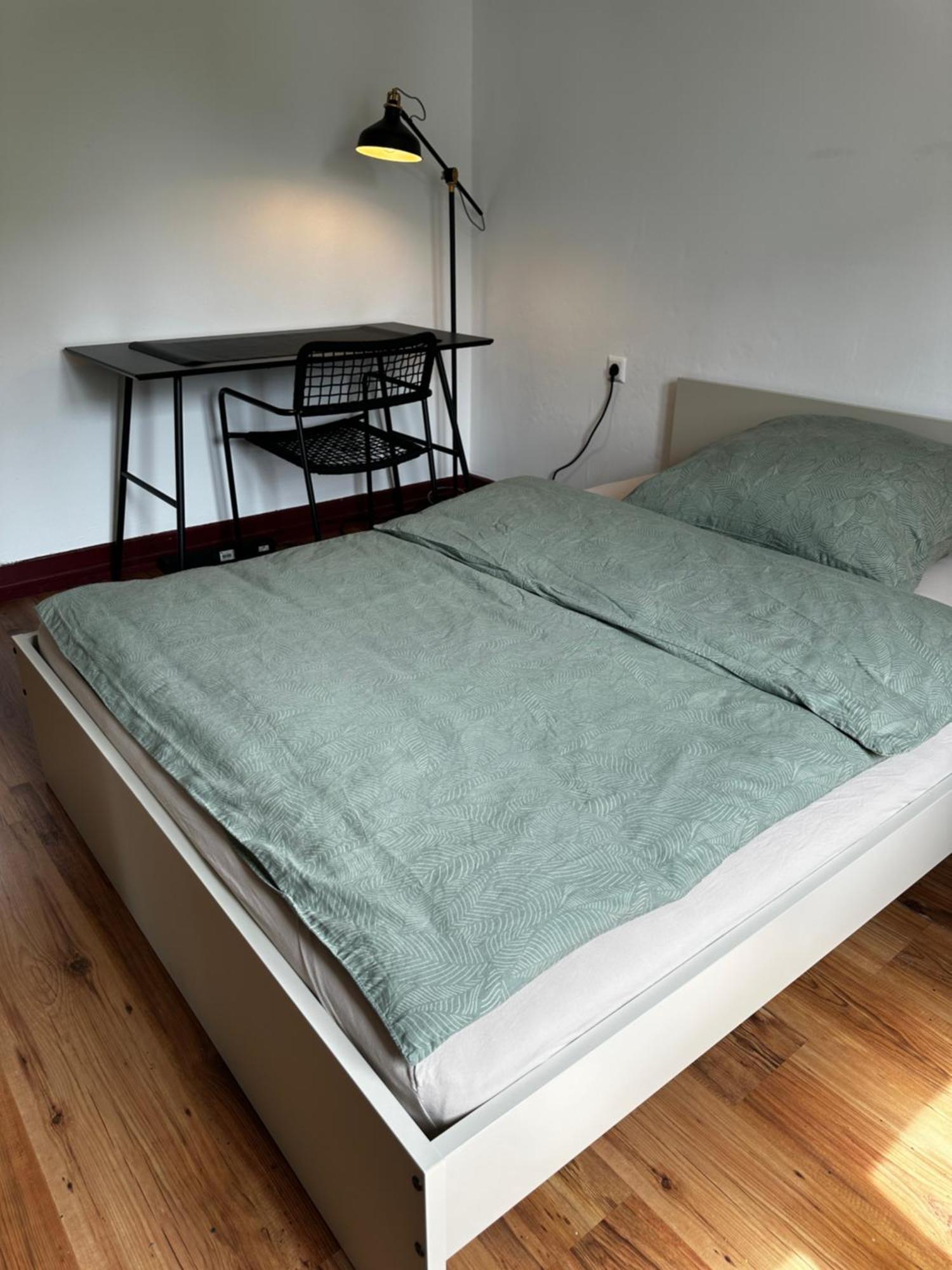 Einfaches Haus Mit Privatzimmern Und Gemeinschaftsraeumen Heilbronn Zewnętrze zdjęcie